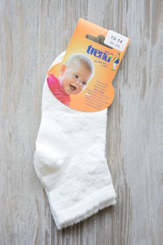 Ponožky krémové s květinami