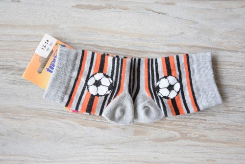 Ponožky s oranžovými proužky - fotbal