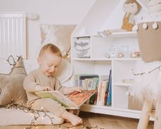 Montessori domečková police Woodle - bílá