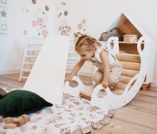 Dřevěná montessori houpačka SwingMe – bílá/přírodní dřevo