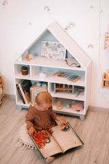 Montessori domečková police Woodle - bílá/šedá