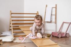 Montessori deska SlideMe – přírodní dřevo