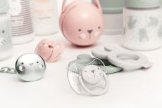 Premium dudlík hygge 6-18 m vousky - šedá