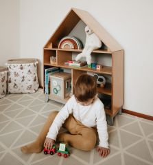 Montessori domečková police Woodle - přírodní dřevo/šedá